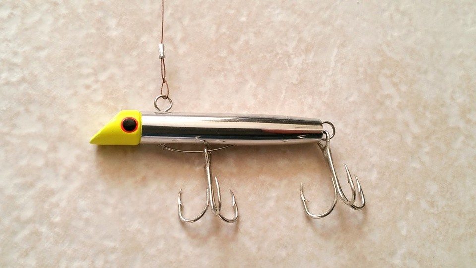 Cebo Sea Striker Got-cha de 7/8 oz con penacho de naranja