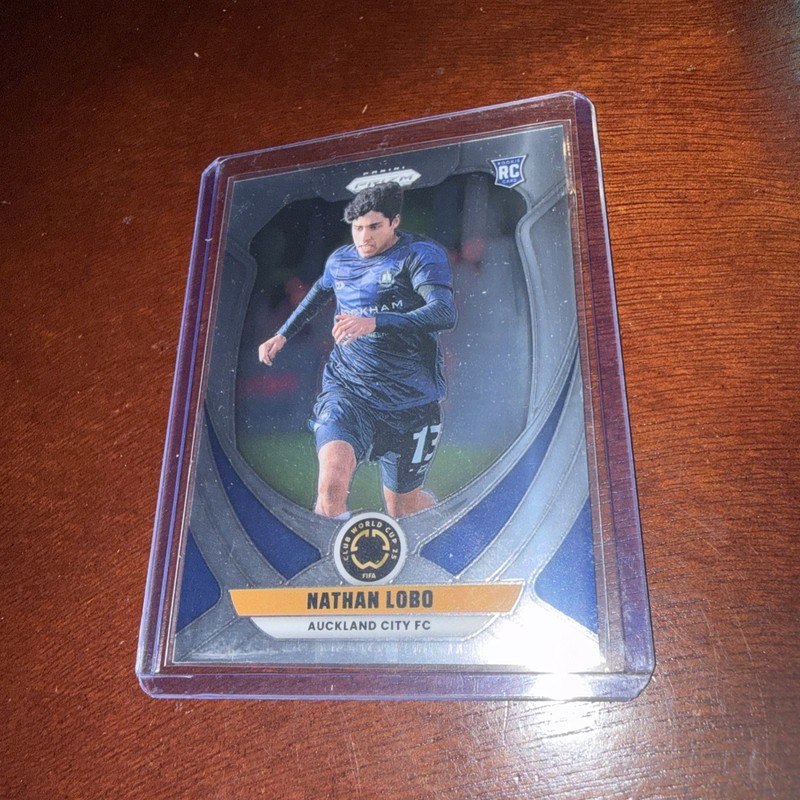 EPL Panini Prizm 2025 Nathan Lobo #33 Rookie