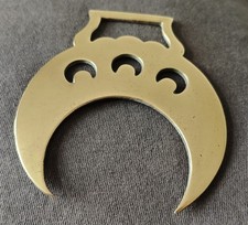 ANTIQUE STAMPED HORSE BRASS - AN INVERTED CRESCENT WITH THREE CRESCENT MOONS