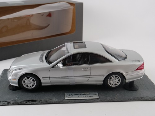 Mercedes Benz CL Coupe 1/18 - Picture 6 of 12