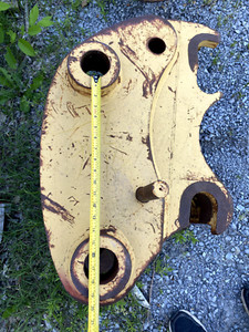 Hydraulic Excavator Quick Coupler; 70mm Pins; Body Only Good Condition