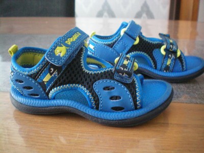 clarks doodles sandals