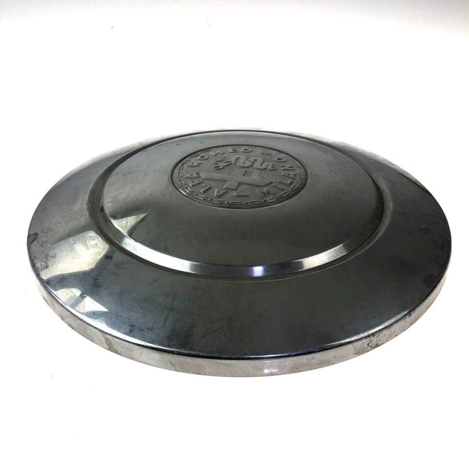 Alfa Romeo Milano Stainless Hub Cap  RARE Vintage OEM Foto 2 de 4
