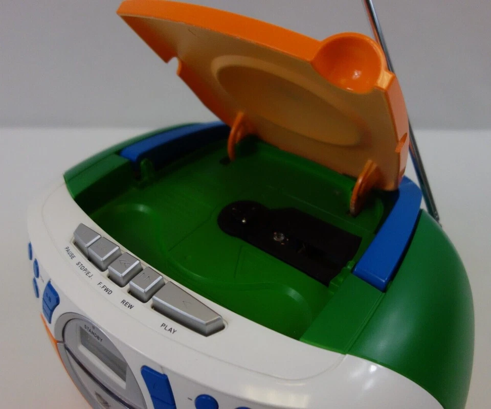 Dual P70 UKW Radio mit CD-Wiedergabe  (Kassetten Player Defekt) Kassetenradio - Bild 4 von 4