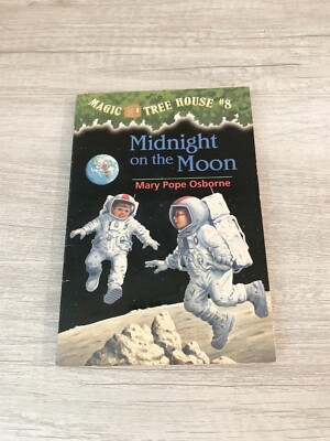 Midnight on the Moon Magic Tree House Book # 8 Mary Pope Osborne