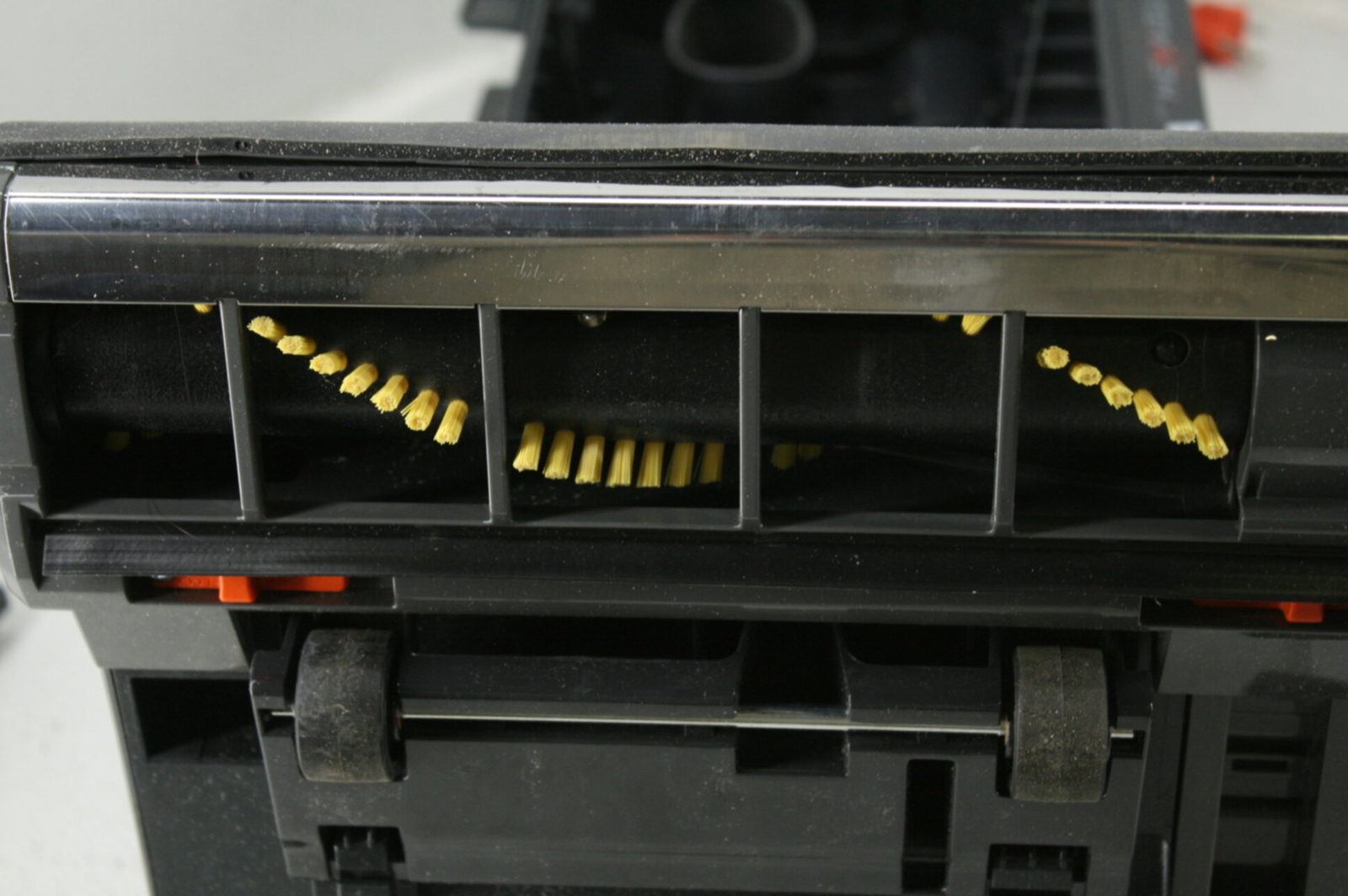 Hoover Commercial CH54113 HushTone 13 Inch 2 Speed Upright Vacuum