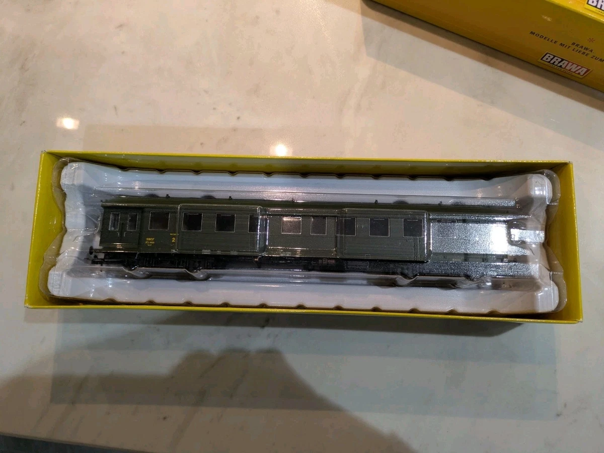 Voiture Voyageur C4 SBB - Époque II - BRAWA 45714 - Échelle HO 1/87 - Neuf