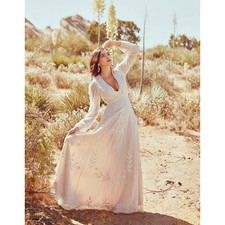 BHLDN Belize Wedding Dress Ivory Embroidered Long Sleeve V Neck Gown Size 6