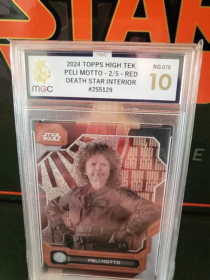 Topps Star Wars High Tek Peli Motto 2/5 Red Death Star Interior The Mandalorian - Image 4 of 4