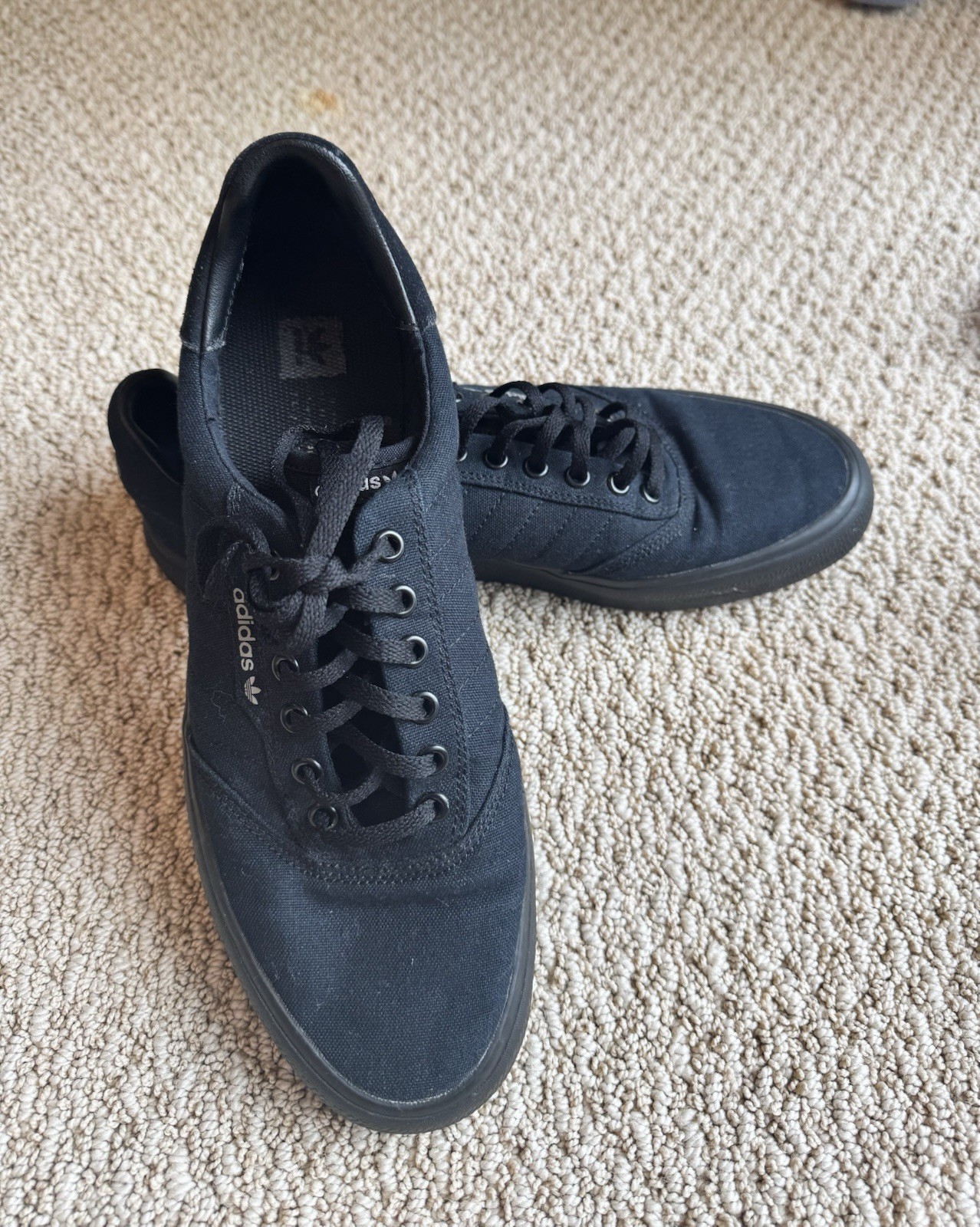 Adidas Shoes Black Size 10.5 Mens thumbnail 2