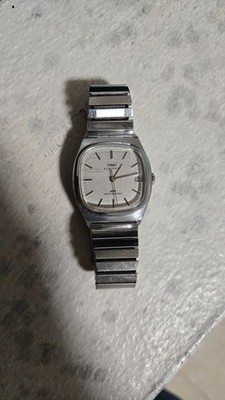 Timex e line 1983 Automatic Silver Dial Metal Square watch