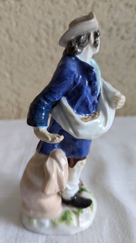 Meissen, Bäuerlicher Mann bei der aussaht 11,5 cm - Bild 3 von 5