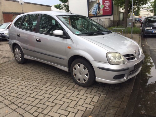 NISSAN ALMERA TINO V10 KOTFLÜGEL TÜR MOTORHAUBE EINSPRITZDÜSE EINSPRITZPUMPE AGR