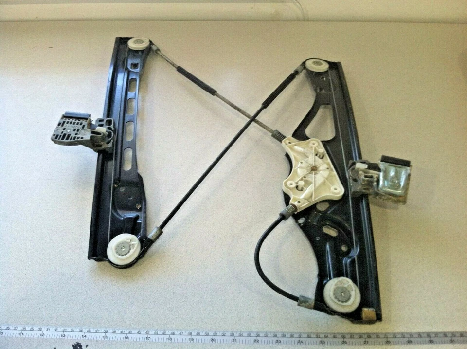 2002-2009 MERCEDES-BENZ E320 E350 E500 W211 ~ ПРАВЫЙ ПЕРЕДНИЙ СТЕКЛОПОДЪЕМНИК - Изображение 2 из 3