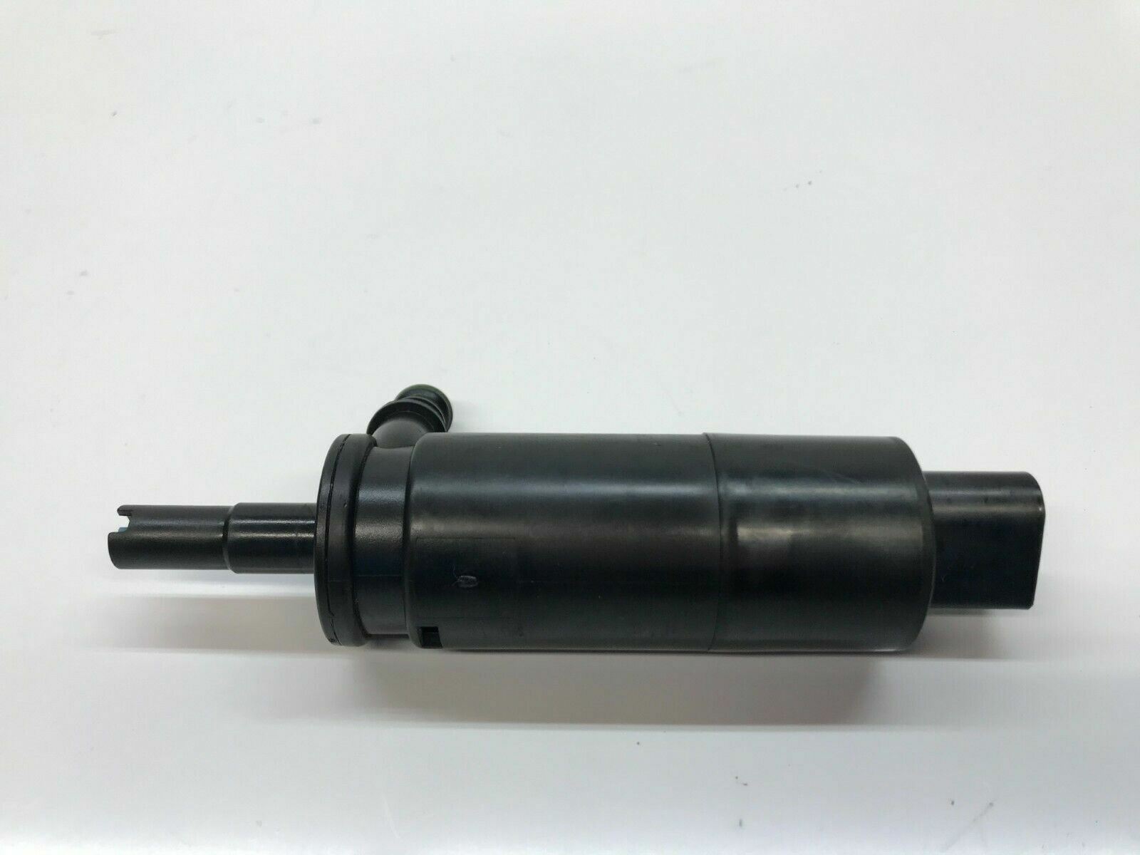 LAMBORGHINI AVENTADOR WIND SHIELD WASHER WATER TANK WASHER PUMP OEM 1J0955681
