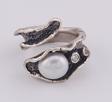 Large Shube Pearl Ring in Sterling Silver Size 9