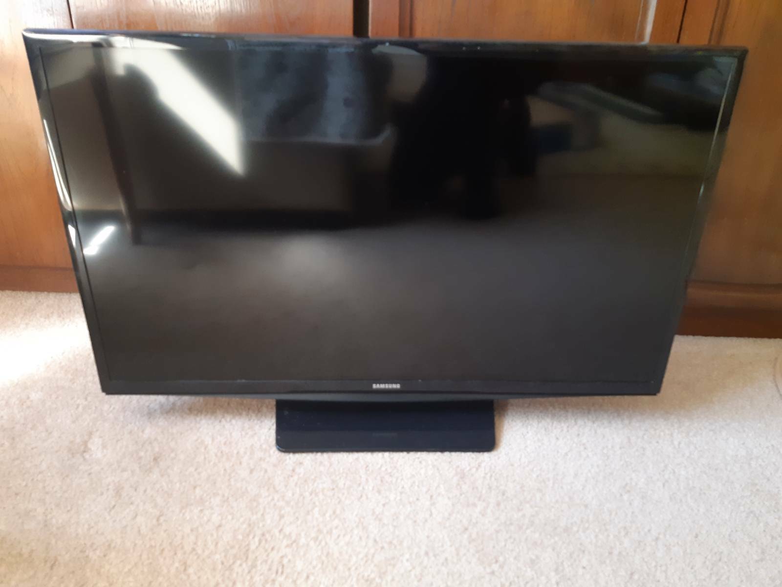 Samsung 32 inch UA32H4000 TV Series 4 4000 | eBay Australia