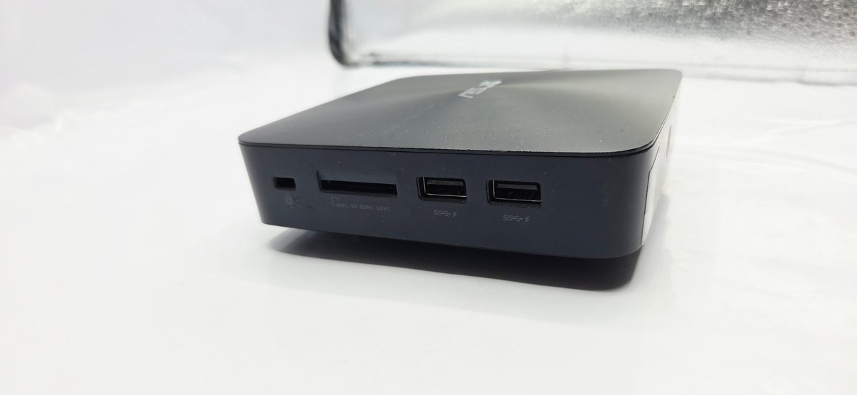 A​SUS VivoMini UN42 Intel Celeron 2957U @ 1.40GHz 4GB 120GB SSD