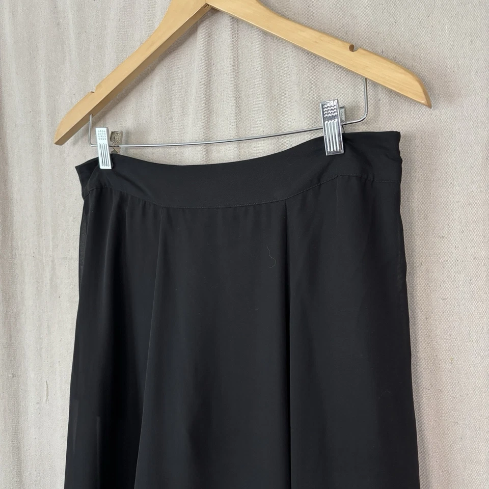 Maxi Falda Negra Transparente Forever 21 con Pantalones Cortos Mujer Grande Capricho Bruja Vampiro Foto 2 de 4