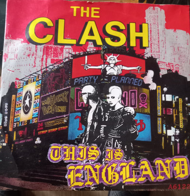 the Clash  This is England  7'' Single Vinyl  Zustand sehr gut