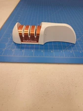 Chefs Choice Knife Sharpener EdgeCraft Corporation Avondale PA USA Sharpen Hone