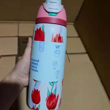 Owala 32oz FreeSip Water Bottle Tulip Bouquet – Urban Outfitters