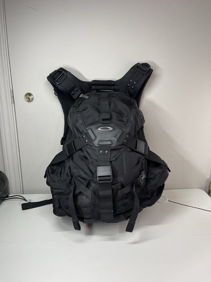 バッグ OAKLEY BLACK BACKPACK TECH Y2K Oakley Software Black Icon Backpack Rucksack Tactical Tech Vintage
