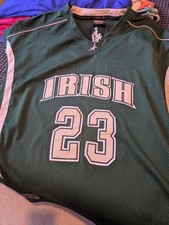 LeBron James Playmaker Irish Basketball Trikot Herren Größe XL