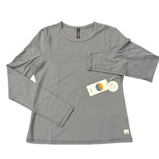NWT Vuori Lux Crew Long Sleeve Performance Tee Women's Medium Mist Gray