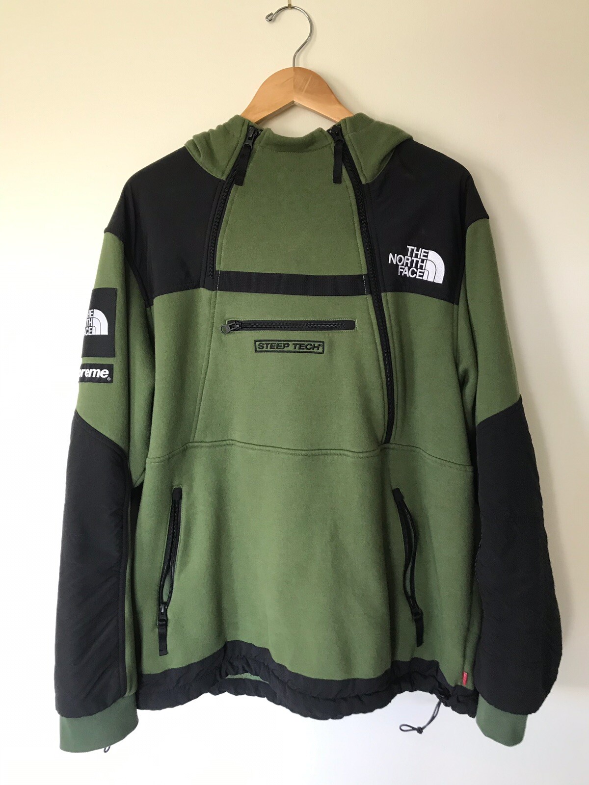 supreme the north face steep tech hooded jacket