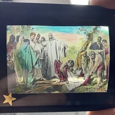Vintage Glass Magic Lantern Slide Religious Bible Praying Over The Fallen AF509