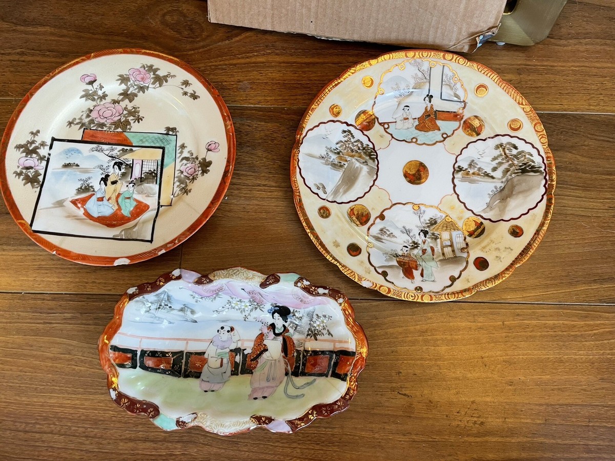 A-Massive-Antique-Japanese-  Antique Japanese plates main image 2