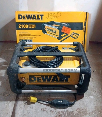 #ad DeWALT 2100 PSI Electric Jobsite 13 AMP Pressure Washer DWPW2100 Used $199.99