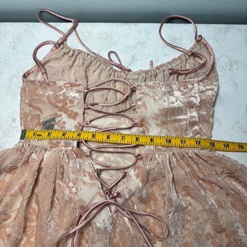 Neu mit Etikett Vanessa Mooney rosa Samt Ballerina Minikleid M - Bild 9 von 11