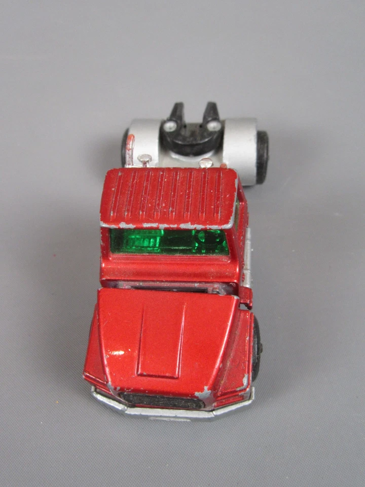 D745 Vintage 1973 Matchbox K-18 UK Ford Lts Series Tractor Red Superkings - Image 3 of 4