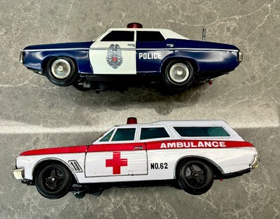 Vintage 2er Set Blechspielzeug Autos Made In Japan Bump And Go Action