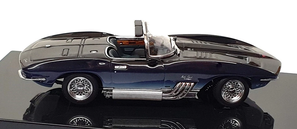 Autoart 1/43 Scale Diecast 51061 - Chevrolet Mako Shark - Dk. Blue - Image 3 of 4