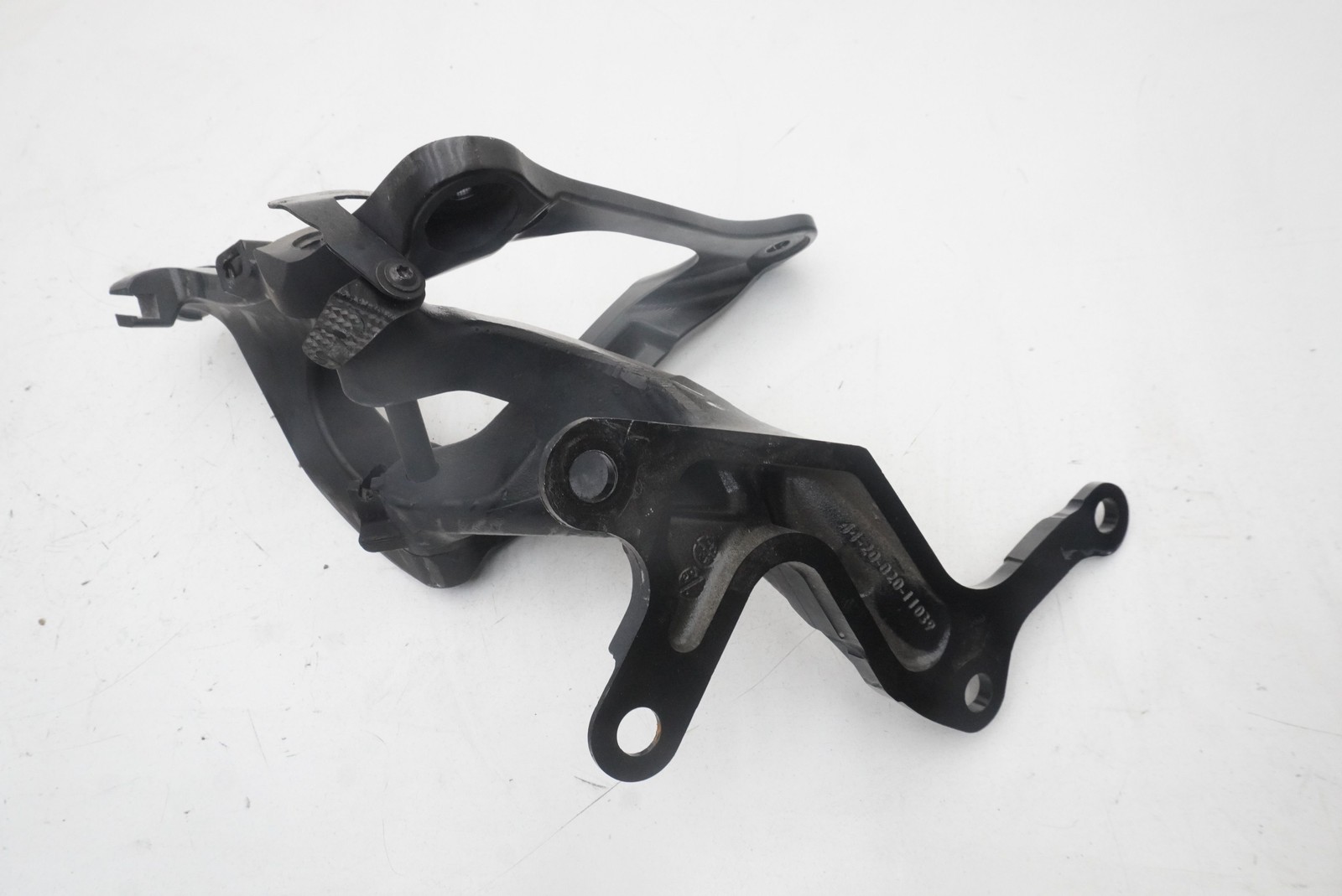 McLaren 750S Spider 2025 Front Left Door hinge P/N 14AB748SP