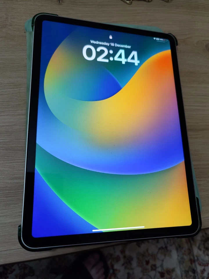 Apple iPad Pro 11-inch (4th generation) · 256GB · Wi-Fi, Foto 3 von 3