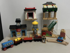 Thomas Gullane Lot Trains  Buildings Retro Early 2000's Wellsworth Sodor Bridge