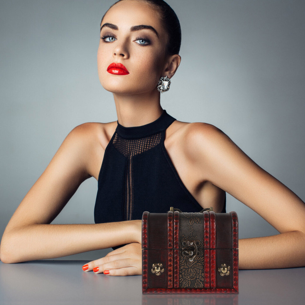 Wooden Treasure Chest Vintage Jewelry Storage Box Largecapacity