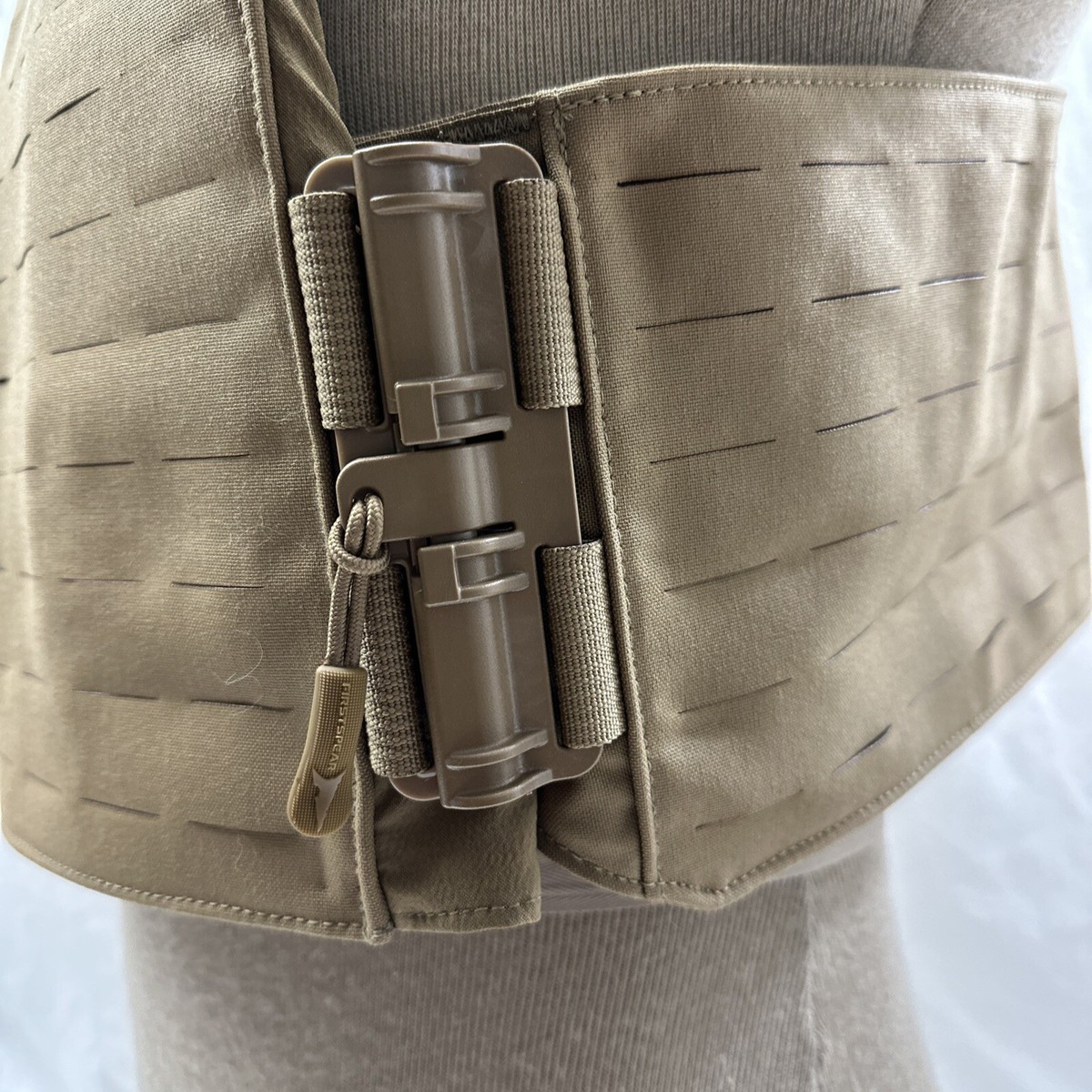 実物未使用 First Spear Strandhögg v1 COYOTE S 実物未使用 First Spear Strandhögg v1 COYOTE S - メルカリ