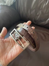 Kenneth Cole pre loved leather belt women’s size buckle to first hole 27 inches