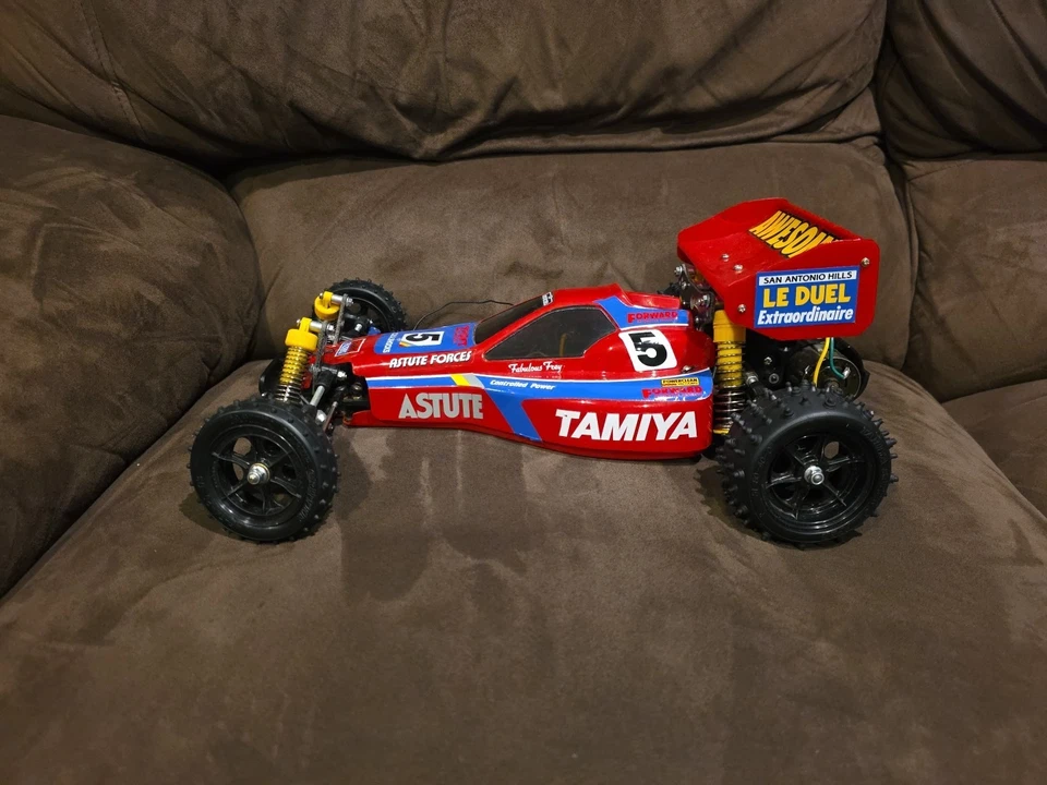 TAMIYA ASTUTE MODEL #58080 RARE VINTAGE ORIGINAL 1989 BOX MANUAL SHELF QUEEN  - Image 4 of 4