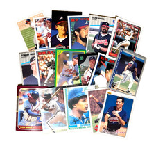 ESTATE SALE Atlanta Braves 50 Vintage Baseball Cards