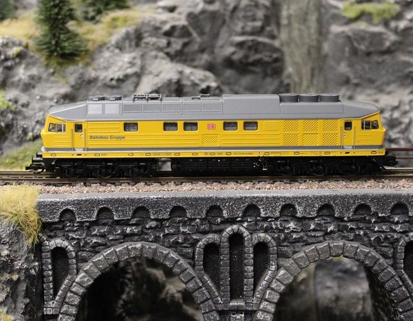 Roco 7380024 TT Diesellokomotive BR 232 DB Bahnbau - Neu - OVP-image
