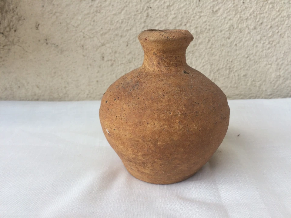 ancienne fiole en terre cuite à eau bénite, médiévale, rite funéraire - Photo 3/4