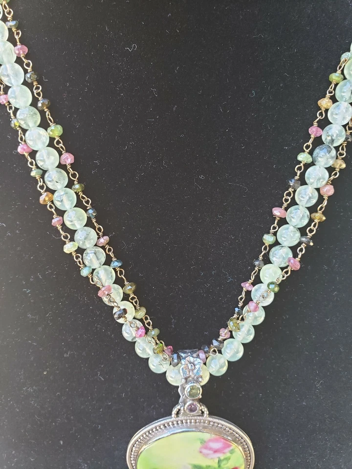 Colar de turmalina verde turmalina rosa Marte e Valentim - Imagem 3 de 4