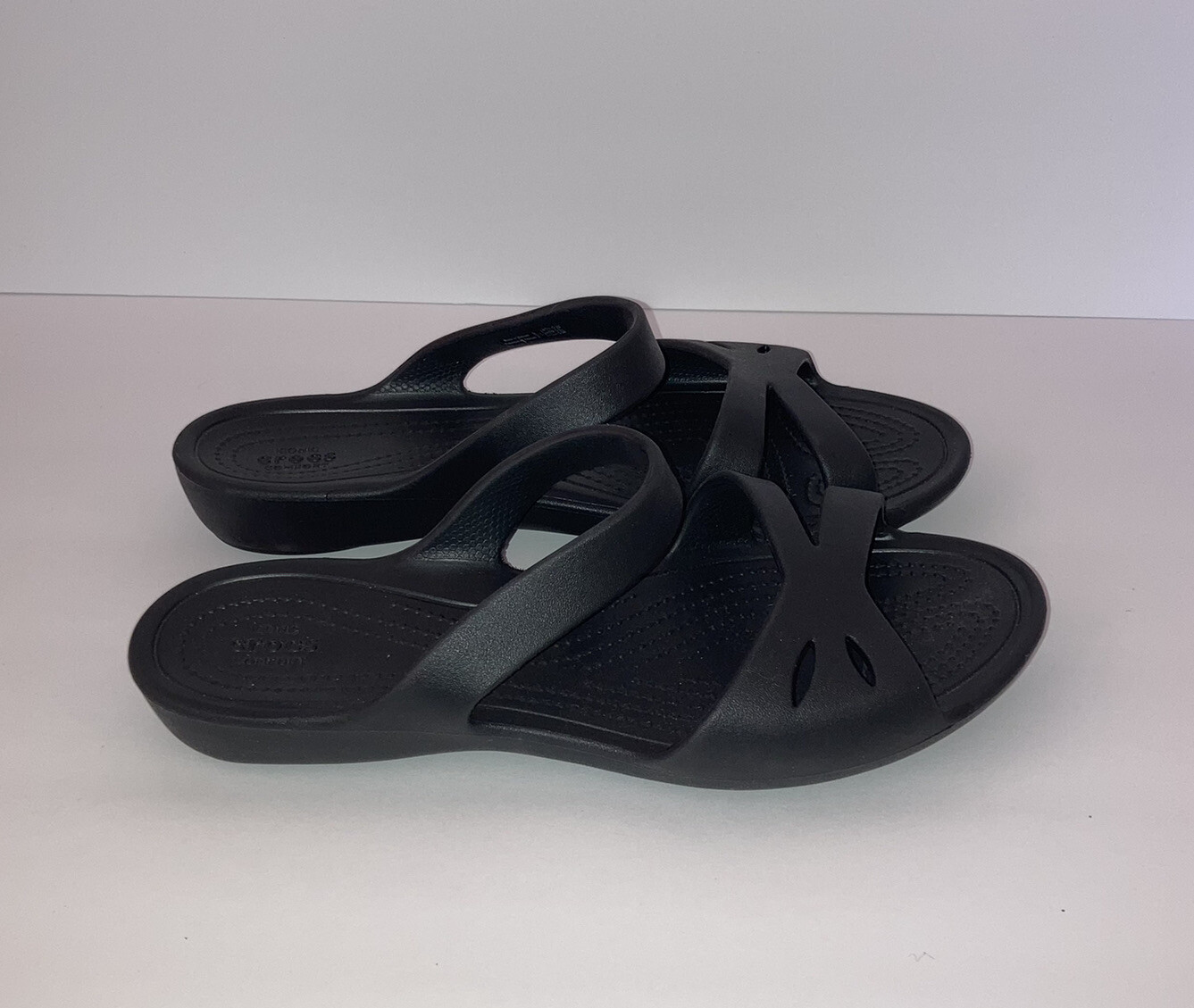 Crocs Sandals Women's 10 Black Flip Flop Slides Slip… Gem