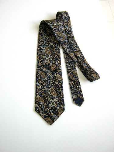 Ancienne Cravate Pierre Balmain En Soie Véritable Motif Paisley Multicolore - Fabriquée En Italie